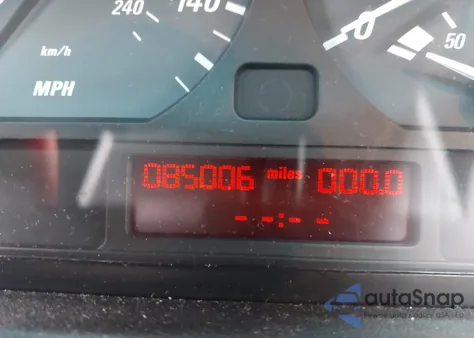 2000 BMW 328 Ci from USA, damaged, VIN WBABM5342YJN94828